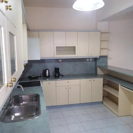 Souvlakis Pool 아파트호텔 4*