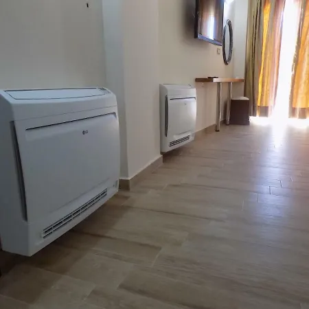 Souvlakis Pool 아파트호텔 4*