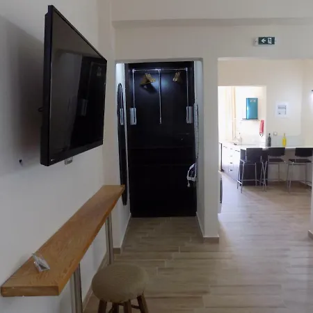 아파트호텔 Souvlakis Pool