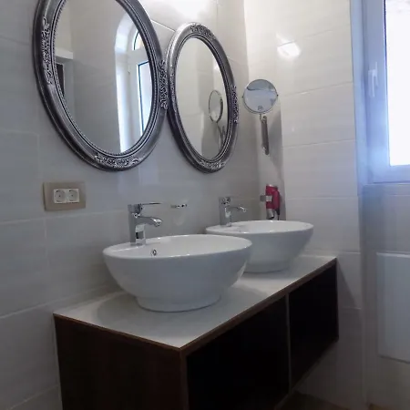 아파트호텔 Souvlakis Pool