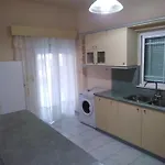 Souvlakis Pool Aparthotel 4*