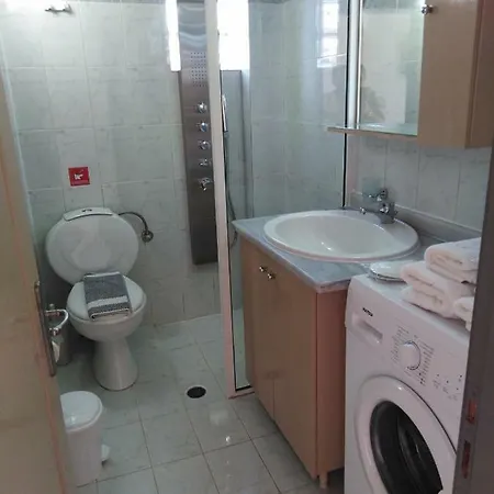 Souvlakis Pool Ξενοδοχείο με διαμερίσματα Χανιά