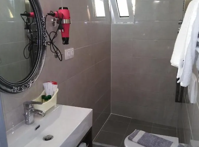 Souvlakis Pool Апарт-готель Ханья (Крит)