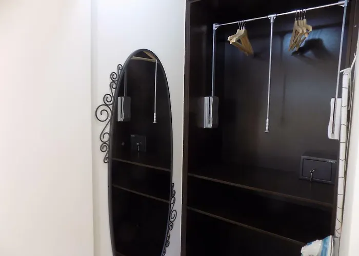 Апарт-готель Souvlakis Pool