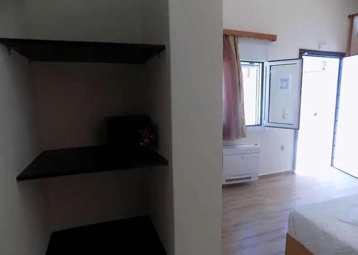 Souvlakis Pool Апарт-готель Ханья (Крит)