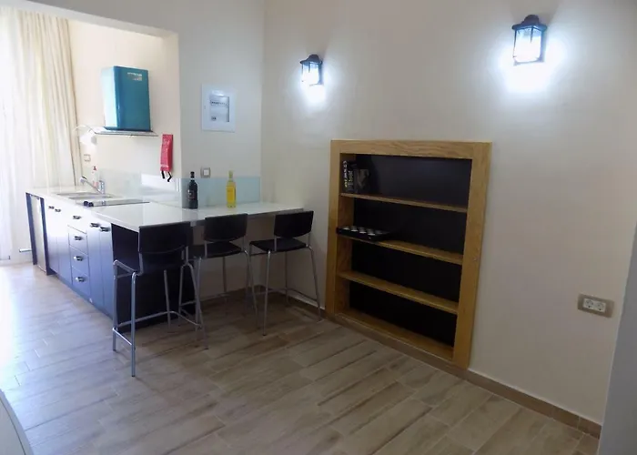 Ξενοδοχείο με διαμερίσματα Souvlakis Pool Χανιά